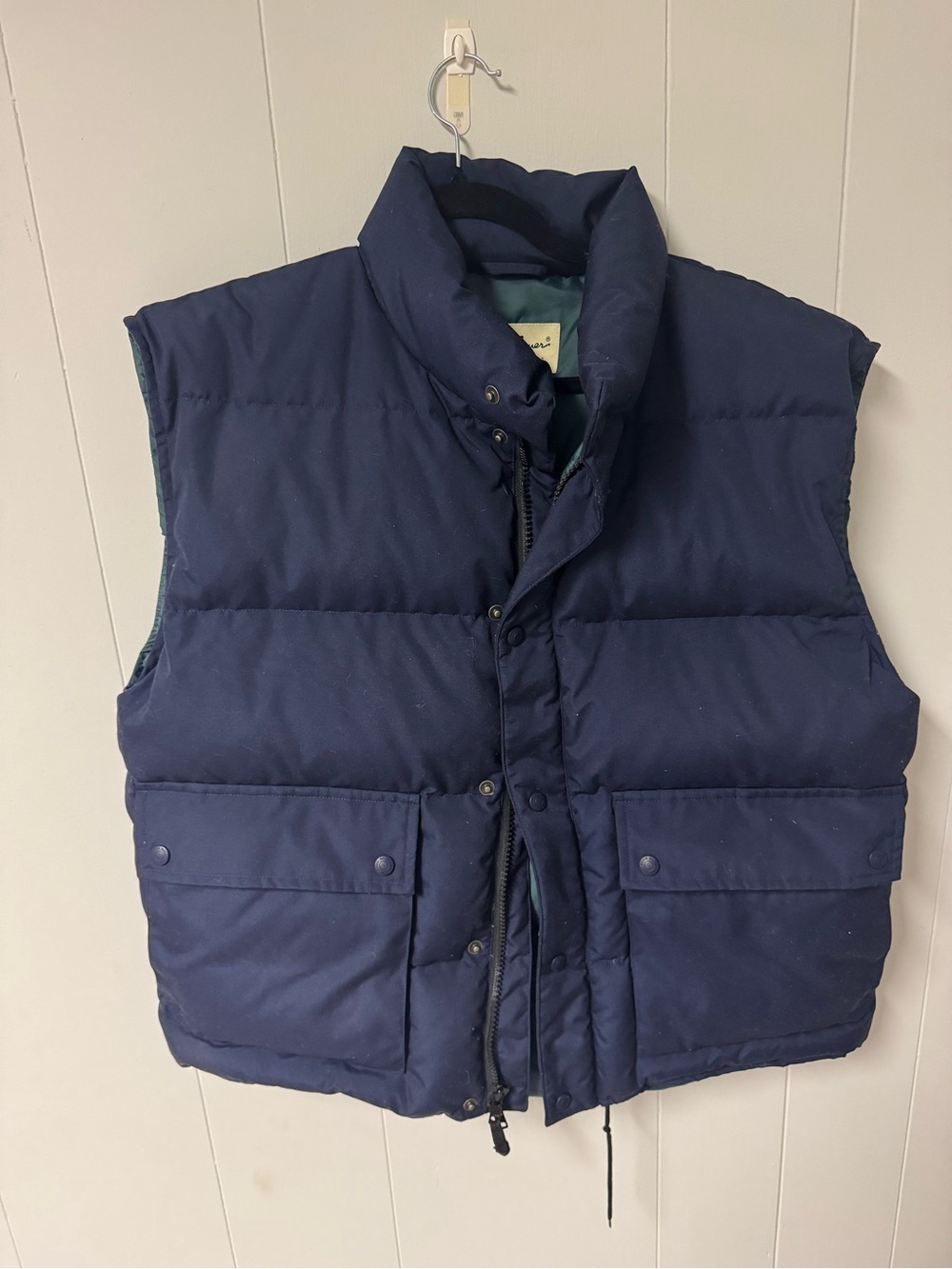 Eddie Bauer - VTG Men's Navy Puffer Vest